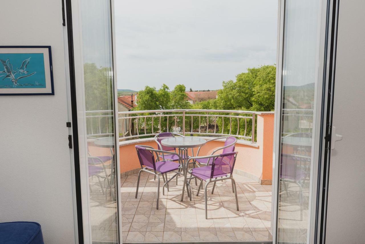 Apartments Klaudia Cista Velika Vodice Exterior foto